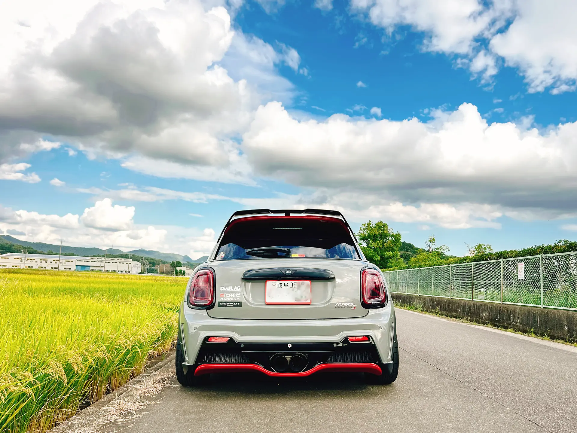 GIOMIC GALLERY 更新 – 日本のMINI F55 CPS、再び美しいリアビューを披露